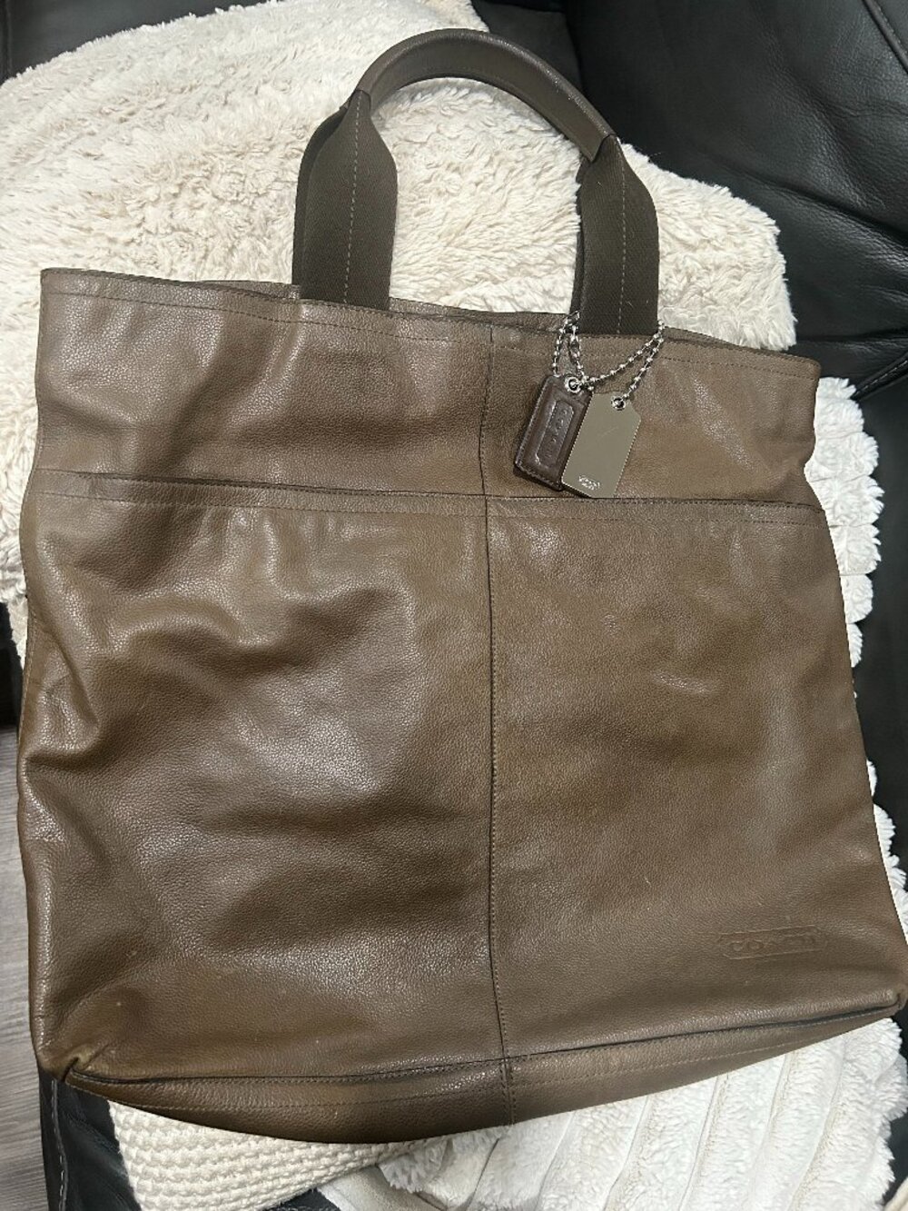 Coach Tote Messenger Bag Brown Zipper Logo Tag Adjustable Strap Women